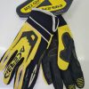 cloves yellow /Black